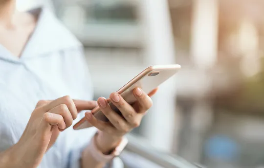 アプリ不要で相談可能